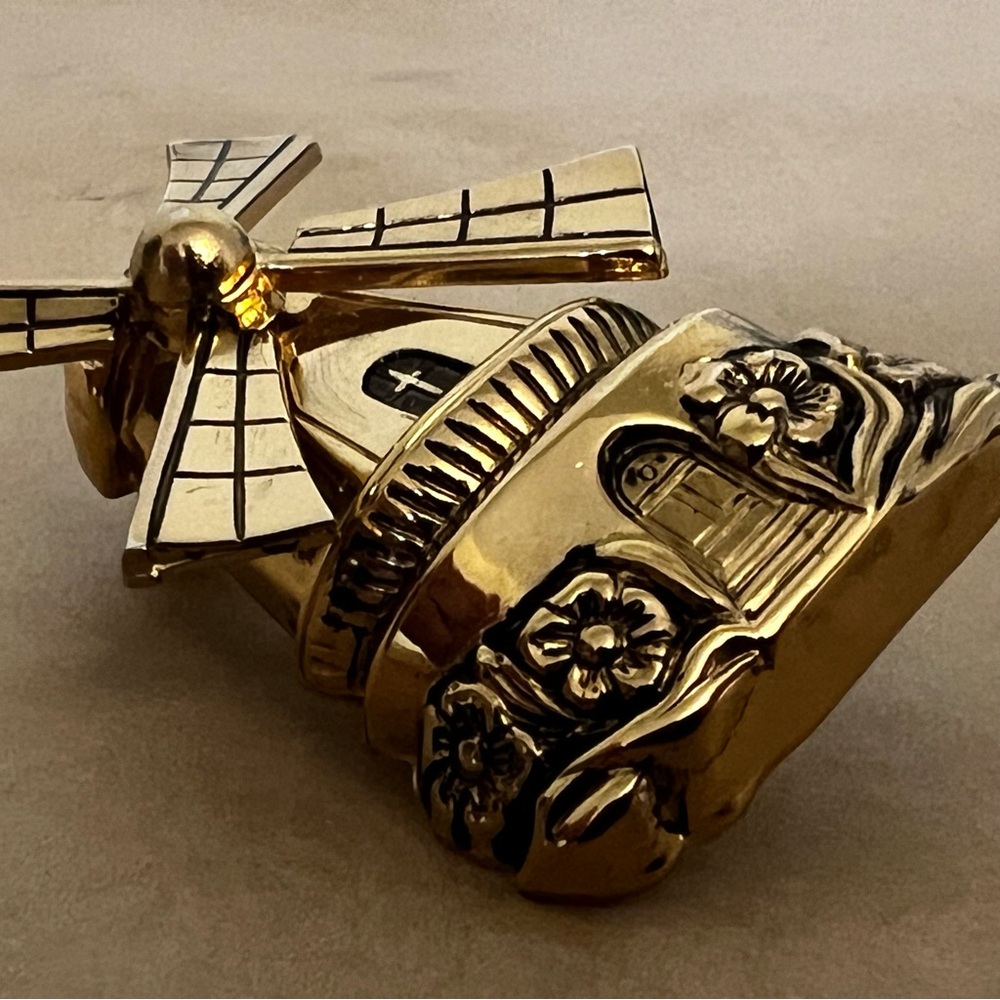 Coro Vintage Windmill Gold Tone Pin Brooch - Picture 4 of 7